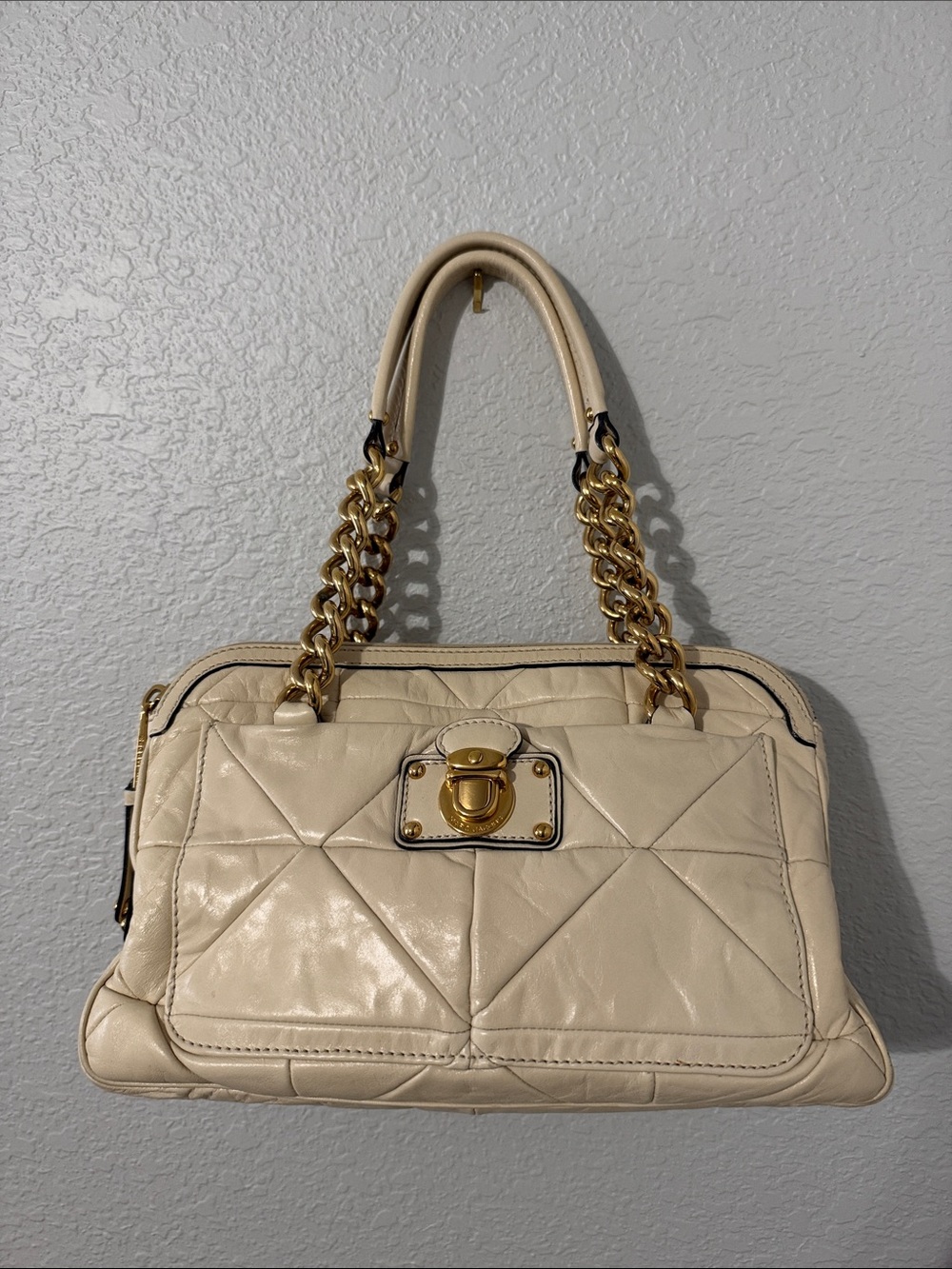 VTG Marc Jacobs Ines Patchwork Quilted Leather Satchel Bag Ivory Gold Chain EUC